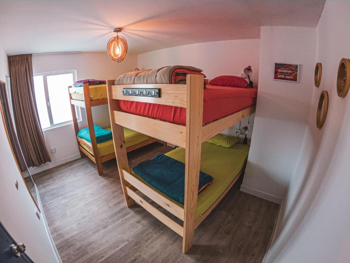 Alpes Lima Kennedy Hostel エクステリア 写真